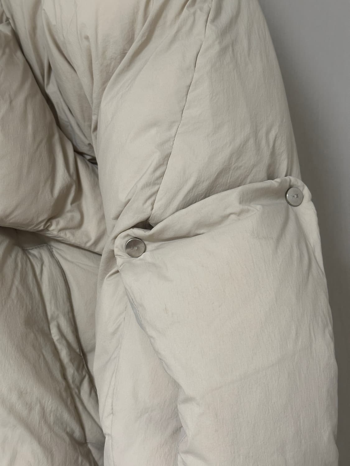 HELIOT EMIL scarf puffer 패딩 (스톤) 상품이미지7