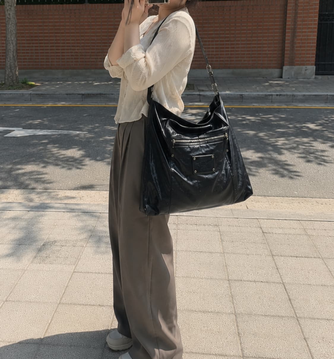 한정판) 구찌 블랙 레더 대형 숄더백 (정품 100%) 상품이미지1