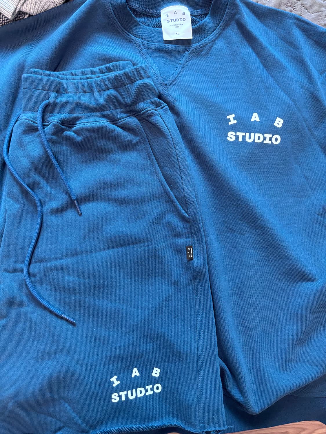 아이앱 스튜디오 헤비 숏슬리브 스웨트셔츠 XL 상품이미지4