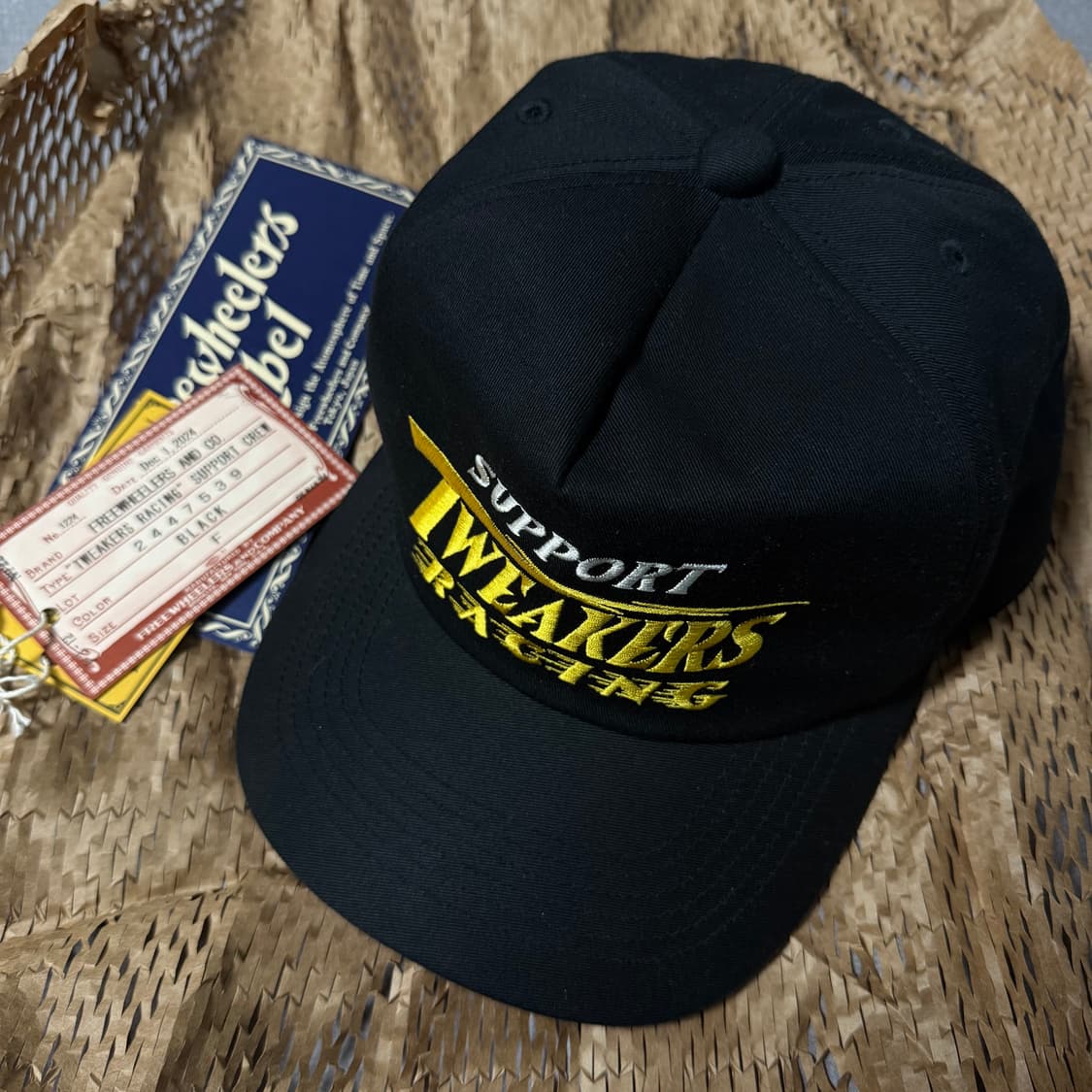 [OS]프리휠러스 "TWEAKERS" 데솔레이션 로우 샵 한정 자수 볼캡 상품이미지3