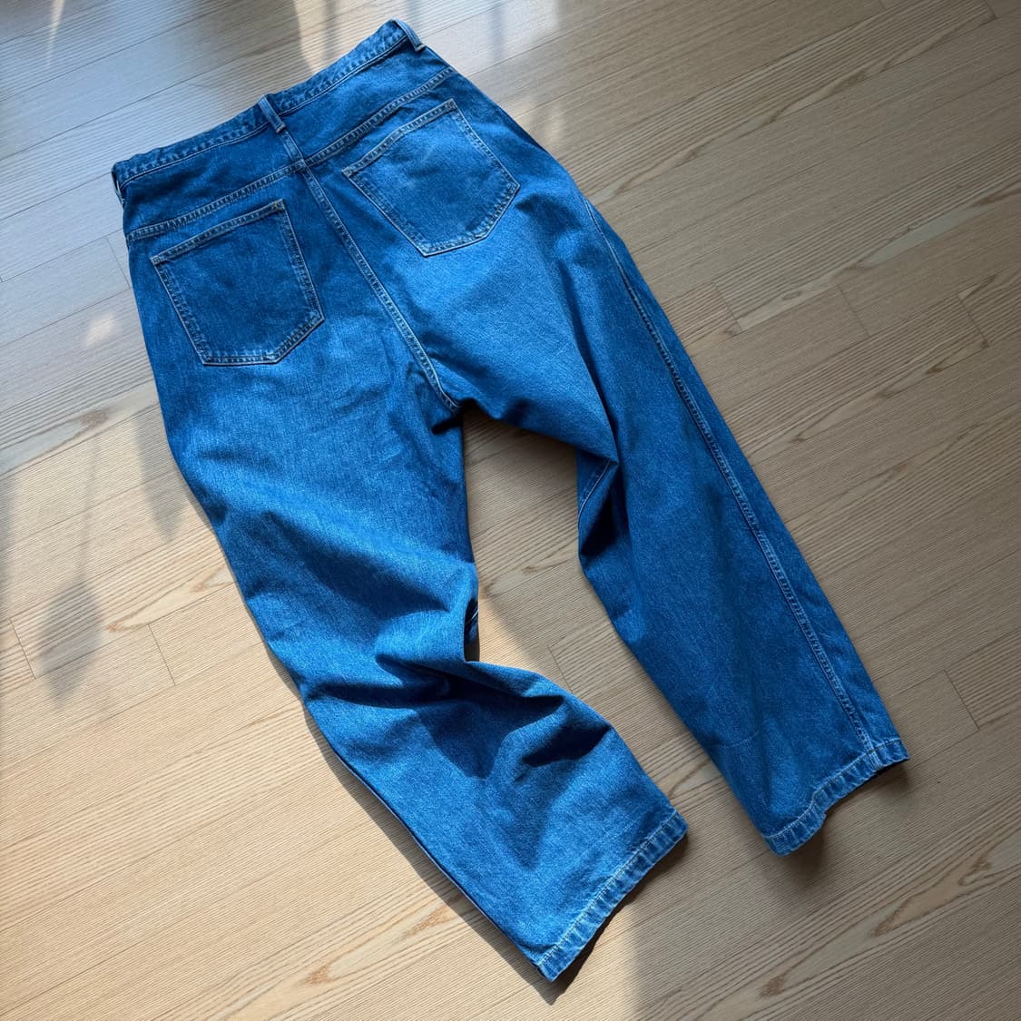 [46] 토가 비릴리스 비대칭 데님팬츠 상품이미지2