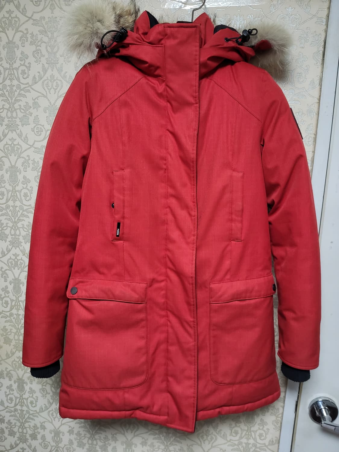 노비스 메리데스 다운패딩. 상품이미지1