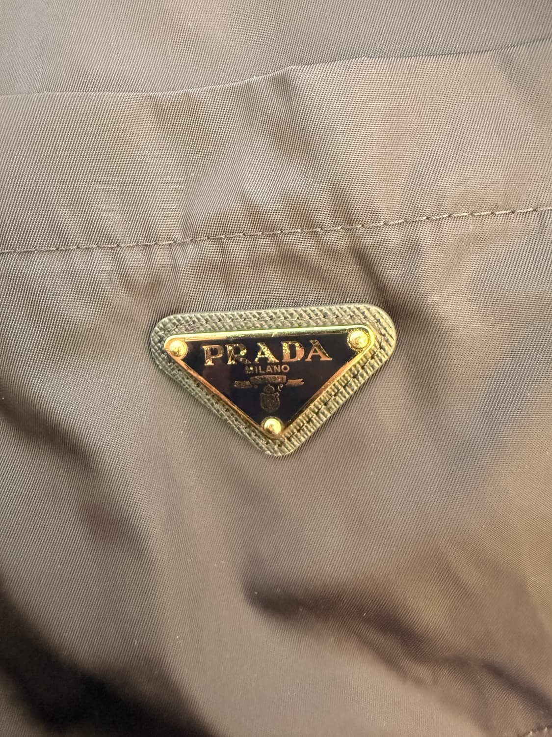 프라다 (prada)리나일론 반팔 셔츠 네이비 정품 상품이미지4
