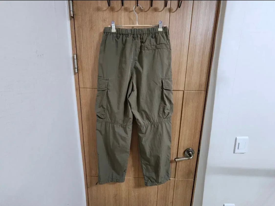 (S)유니클로 U 파라슈트 와이드 카고팬츠 봄여름 상품이미지3