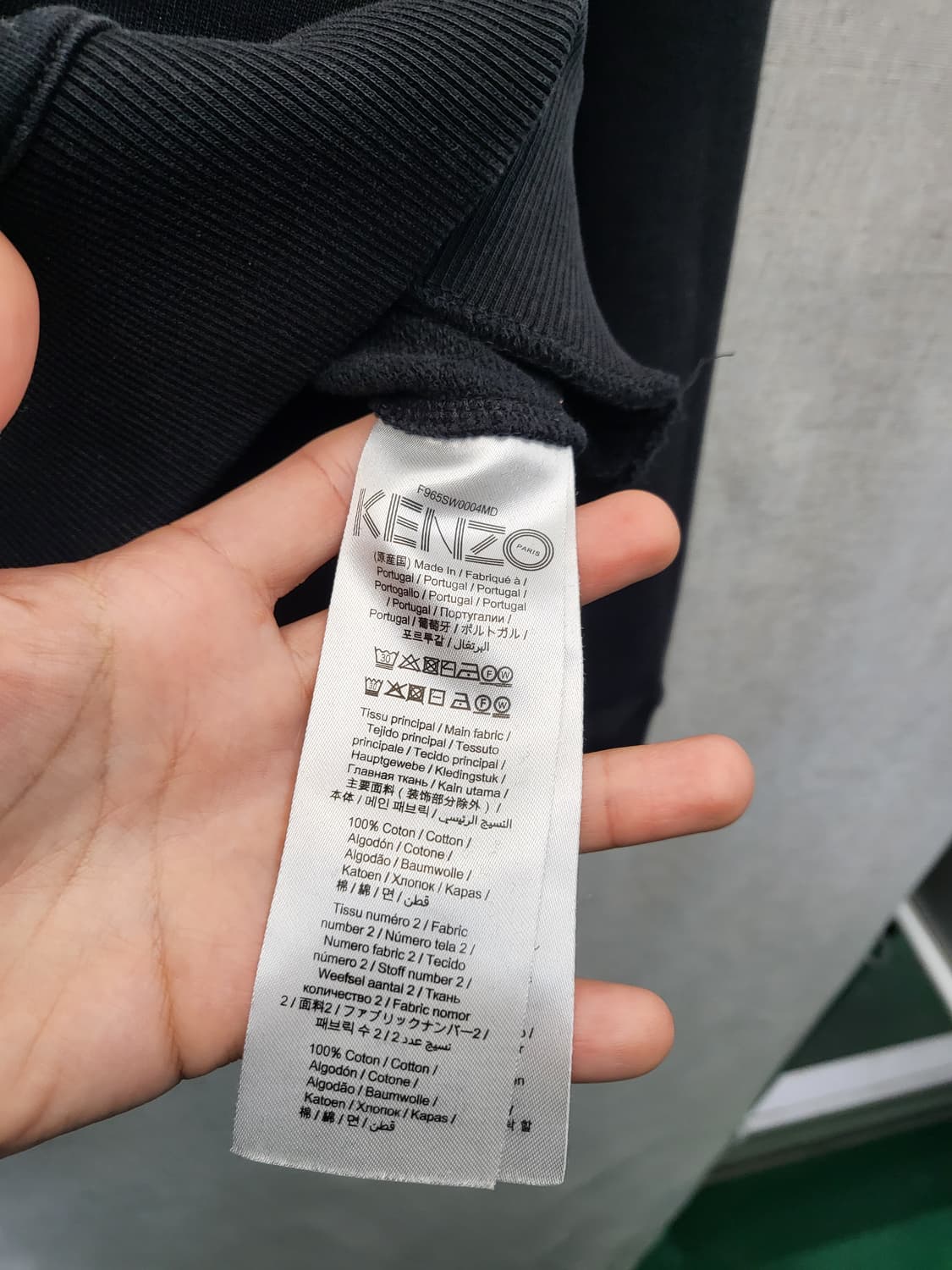 KENZO 겐조 블랙 로고 맨투맨 상품이미지4