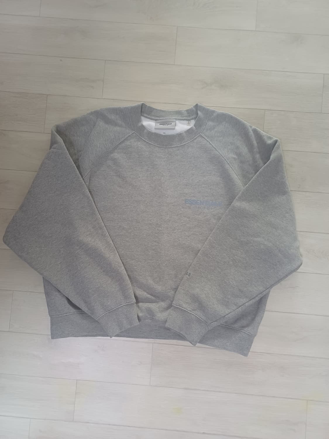 피어오브갓 에센셜 맨투맨 L사이즈 상품이미지1