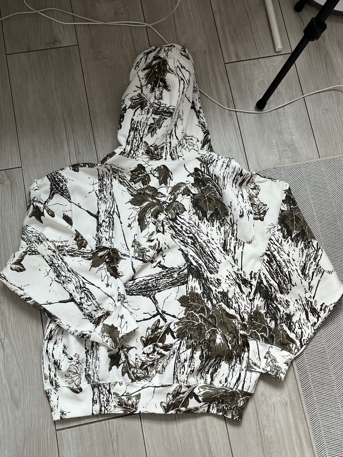 Supreme Small Box Hooded Sweatshirt Snow 상품이미지2