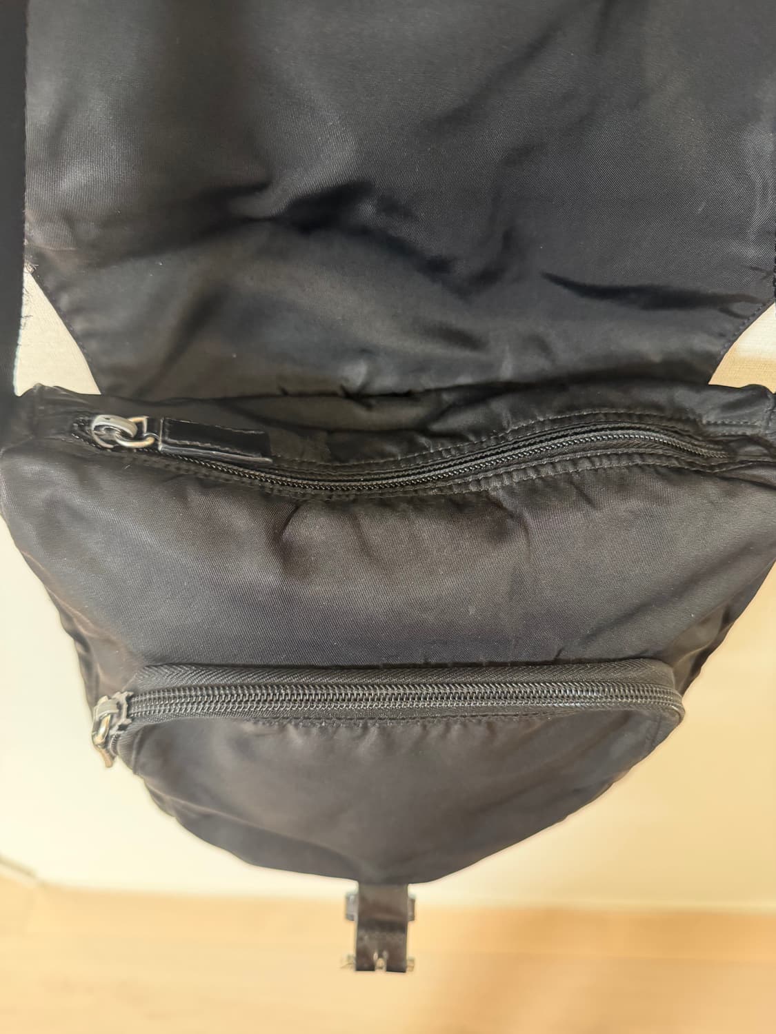 정품 프라다 포코노 나일론 주우재백 메신저백 크로스백 숄더백 상품이미지6