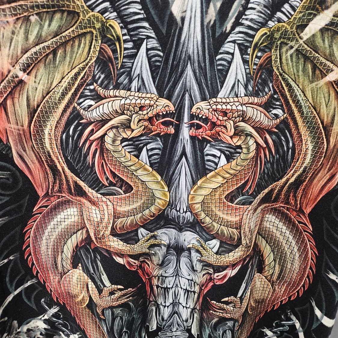 카발로 드래곤 타이다이 반팔티 상품이미지3