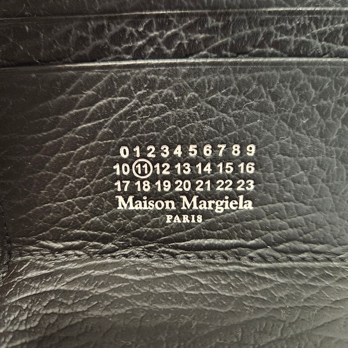 메종 마르지엘라 집 어라운드 레더 지갑 블랙 상품이미지4