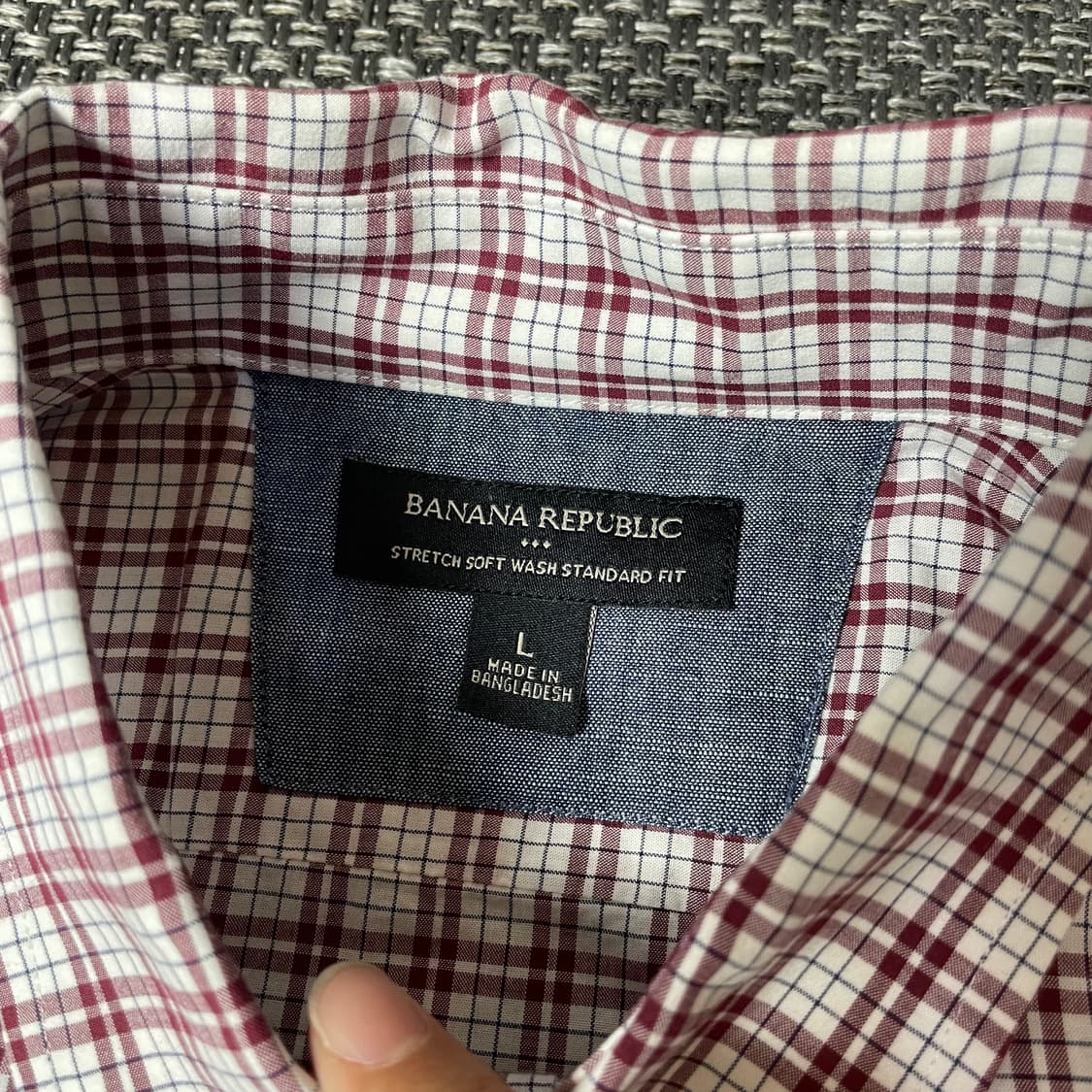 바나나리퍼블릭 레드 화이트 체크 배색 원포켓 스탠다드핏 반팔 셔츠 L 상품이미지4