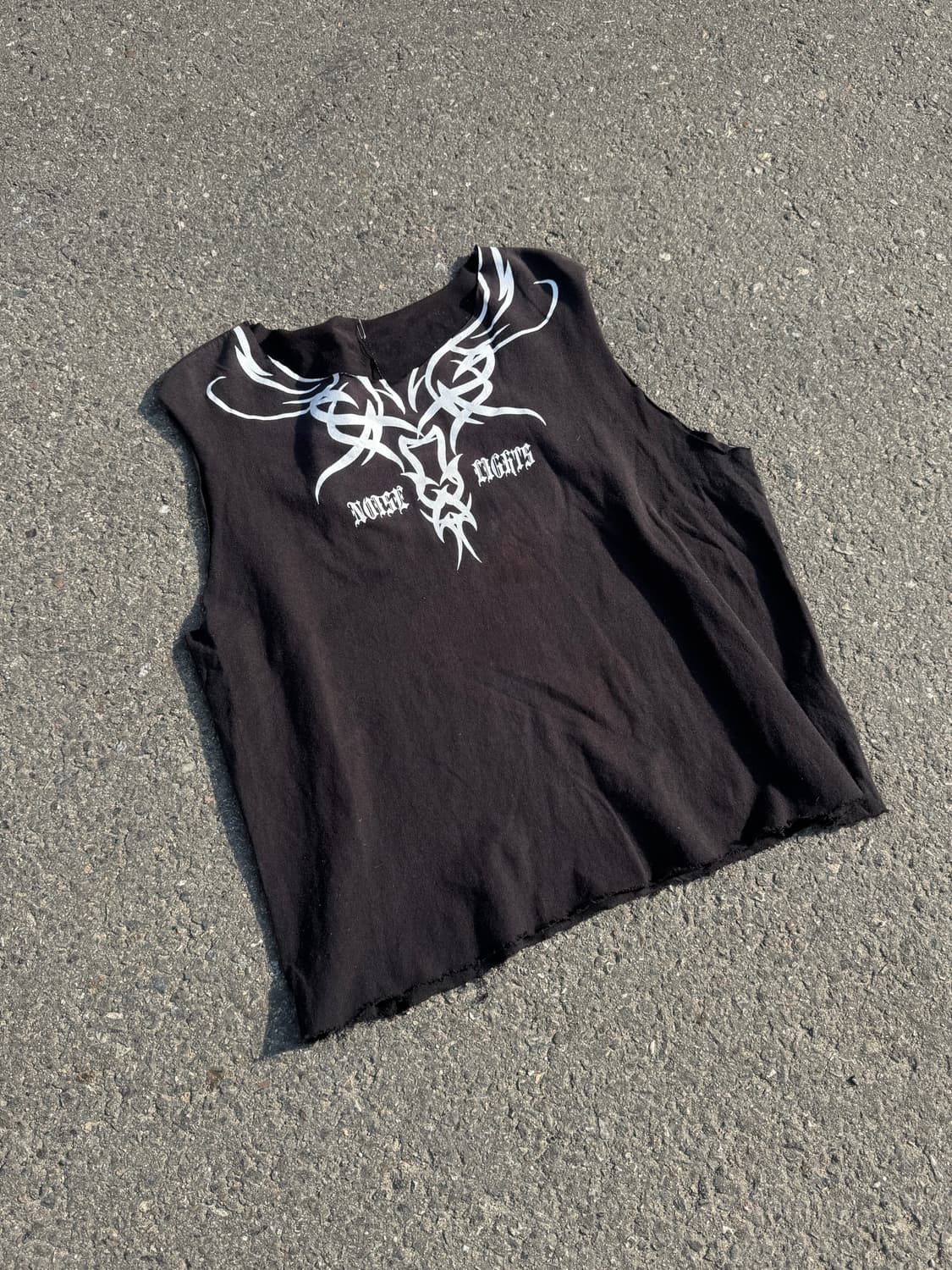 2000’s Tribal Graphic Sleeveless Top 상품이미지1