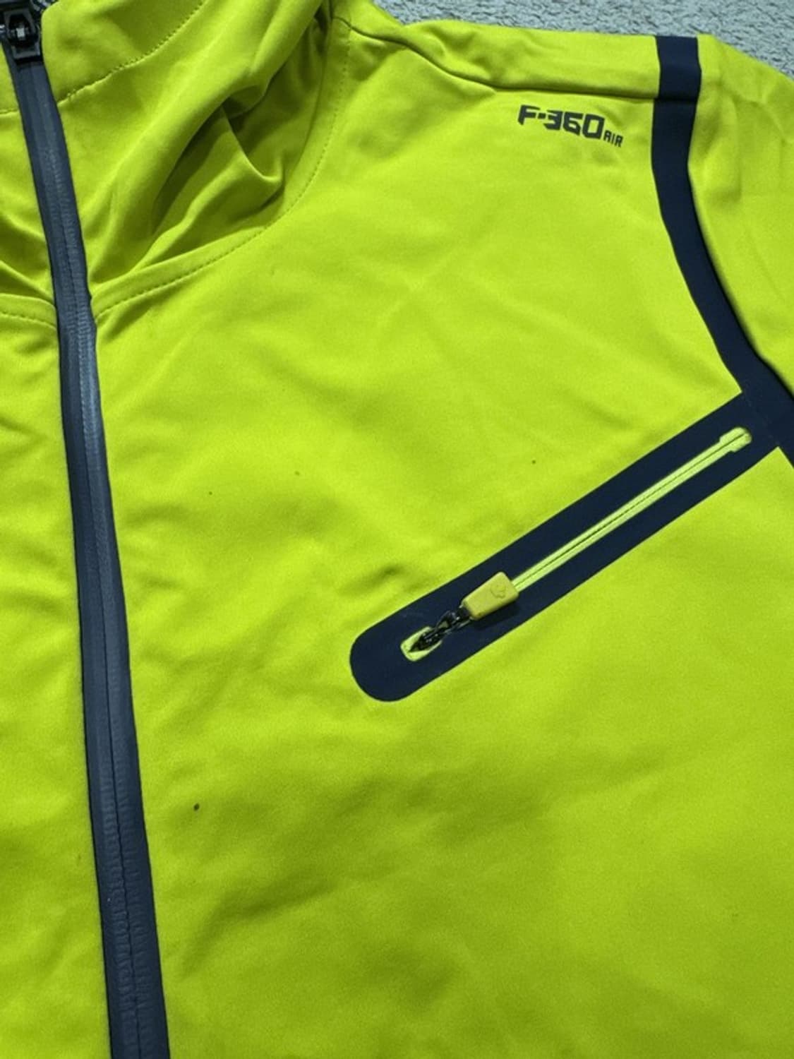 데상트 러닝자켓 105 상품이미지5