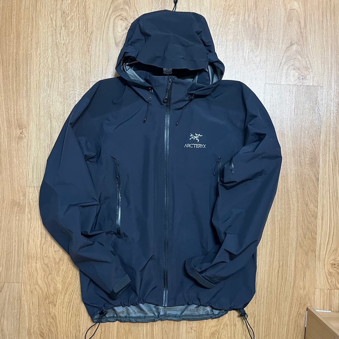 아크테릭스 베타ar 블랙 M사이즈 3레이어 바람막이 방수 등산 자켓 상품이미지1