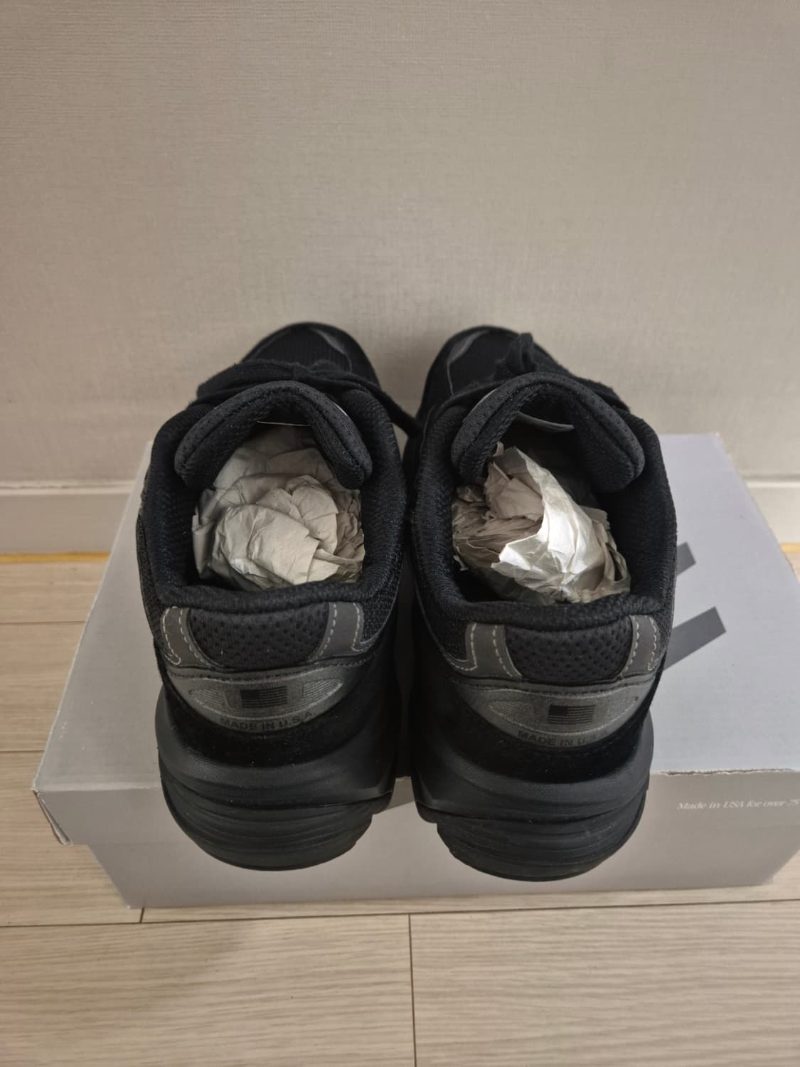 [255] 뉴발란스 990v6 트리플블랙 상품이미지5