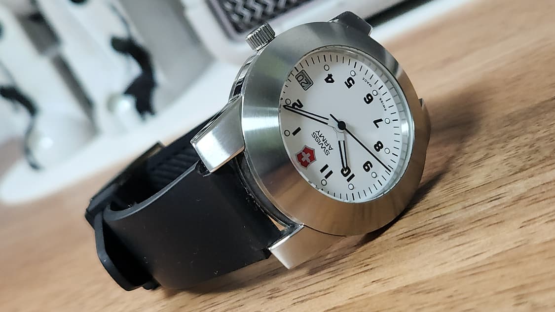 # 빅토리녹스 Swiss Army Peak 남성명품시계 급처 /스위스시계 상품이미지4