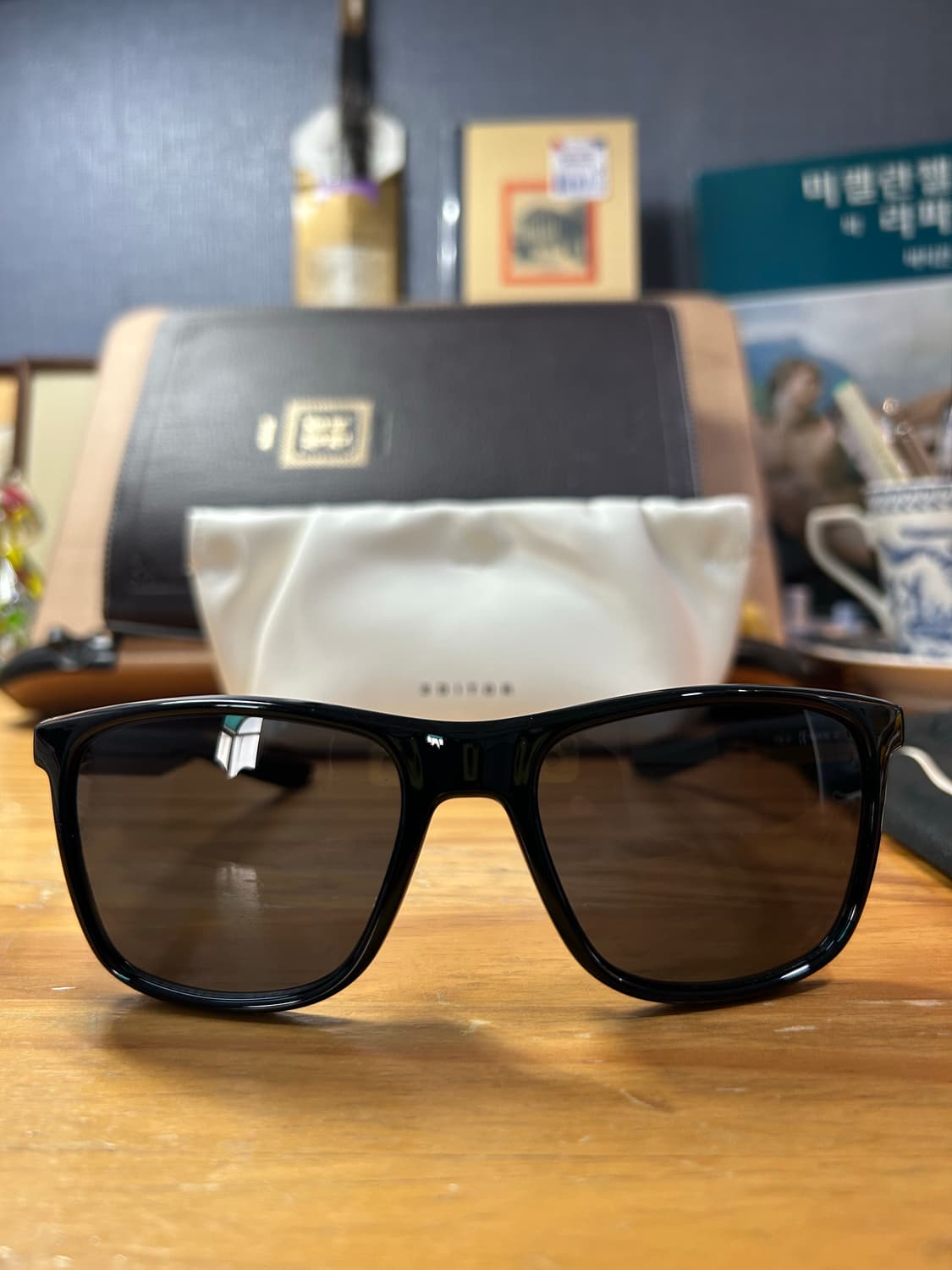 나이키 선글라스 ESSENTIAL ENDEAVOR 상품이미지1