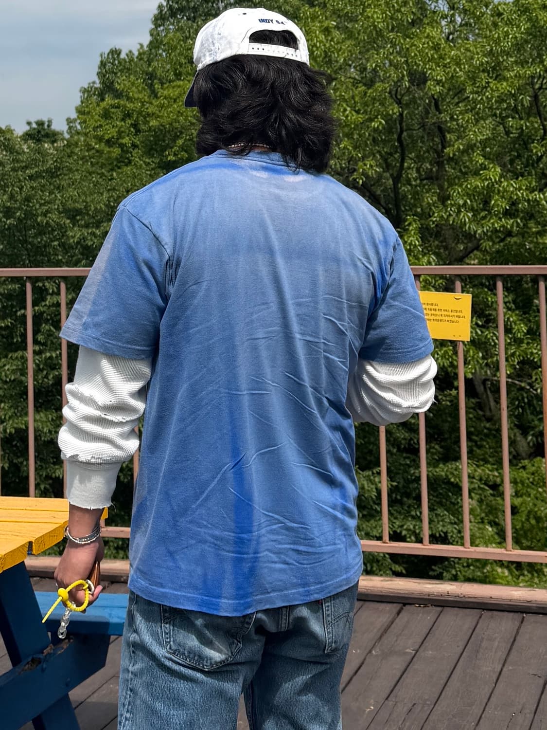 HAND-FADED BLUE T-SHIRT 상품이미지1