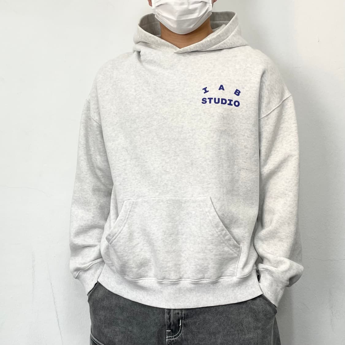 아이앱 스튜디오 라이트 그레이 후디 상품이미지1