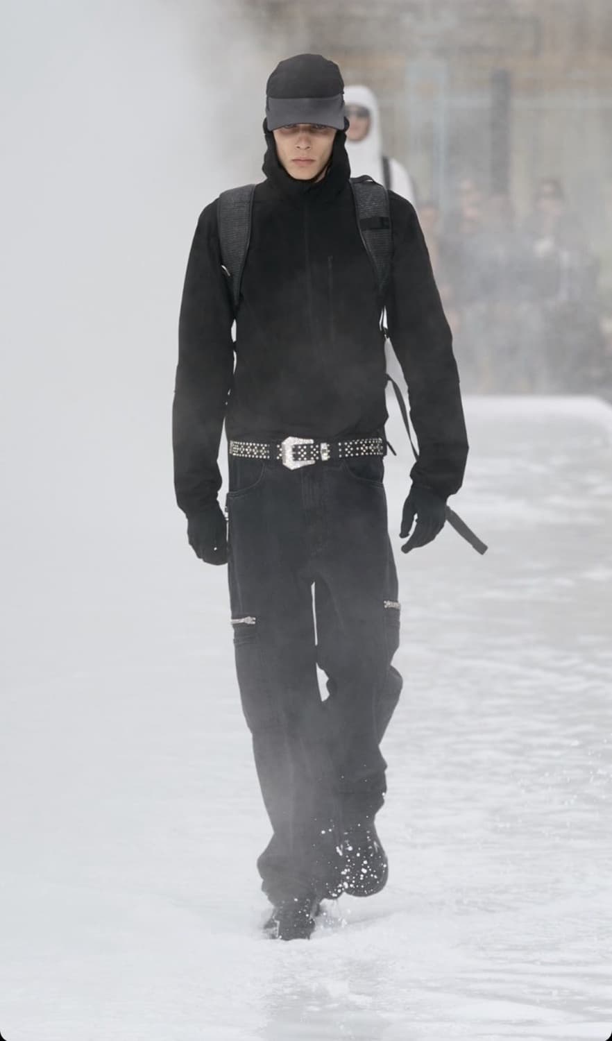 [32] 지방시 오버사이즈 카고 팬츠 상품이미지1