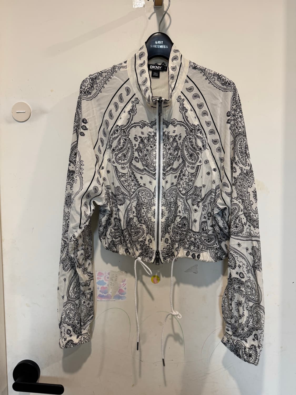 DKNY 반다나 크롭 실크 자켓 상품이미지1