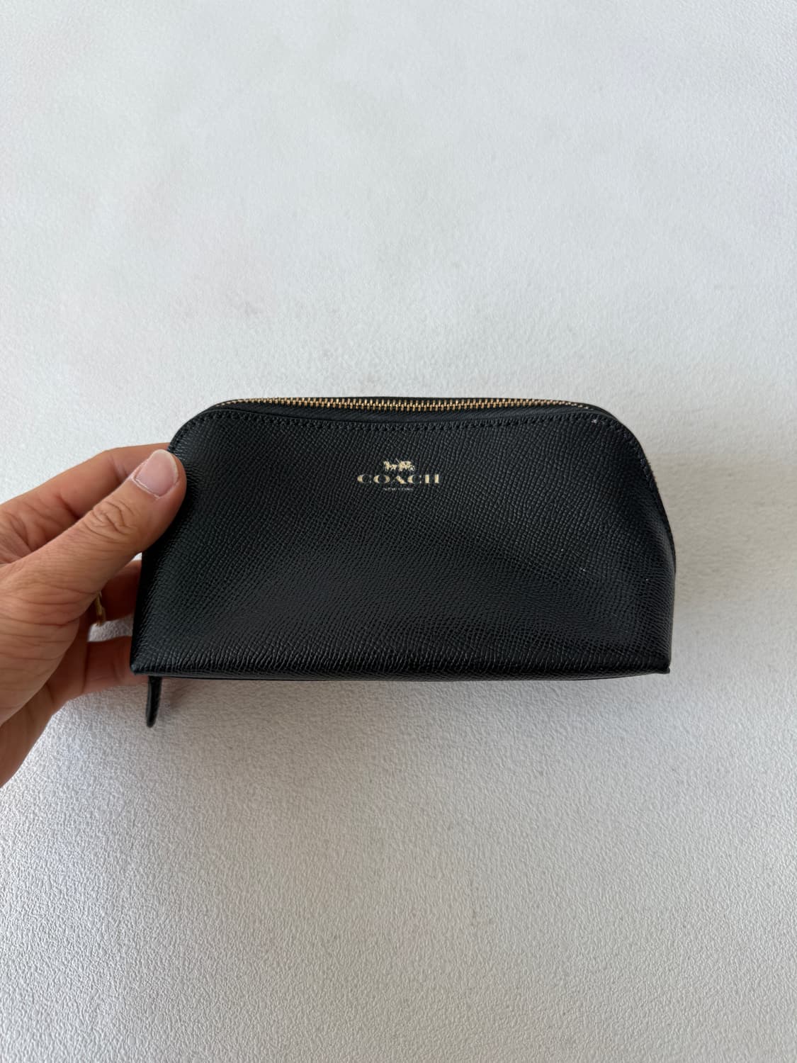 코치(Coach) 레더 파우치 상품이미지1