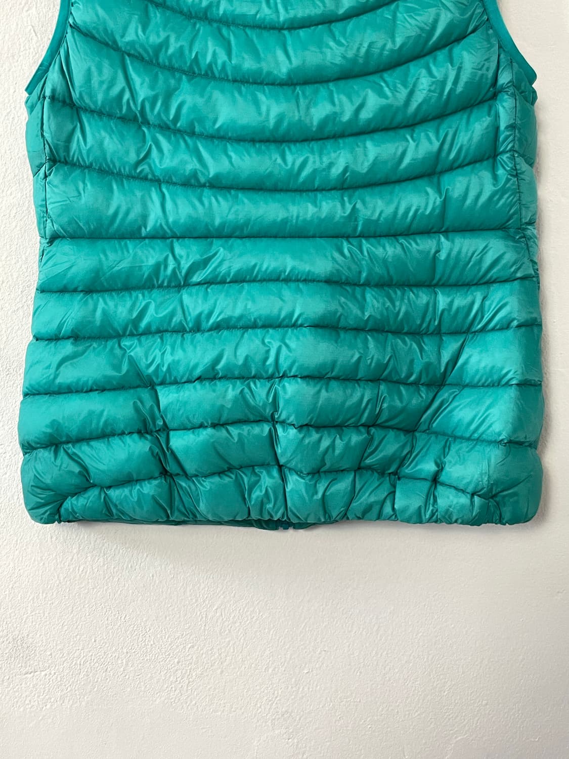 아크테릭스 패딩 베스트  상품이미지10