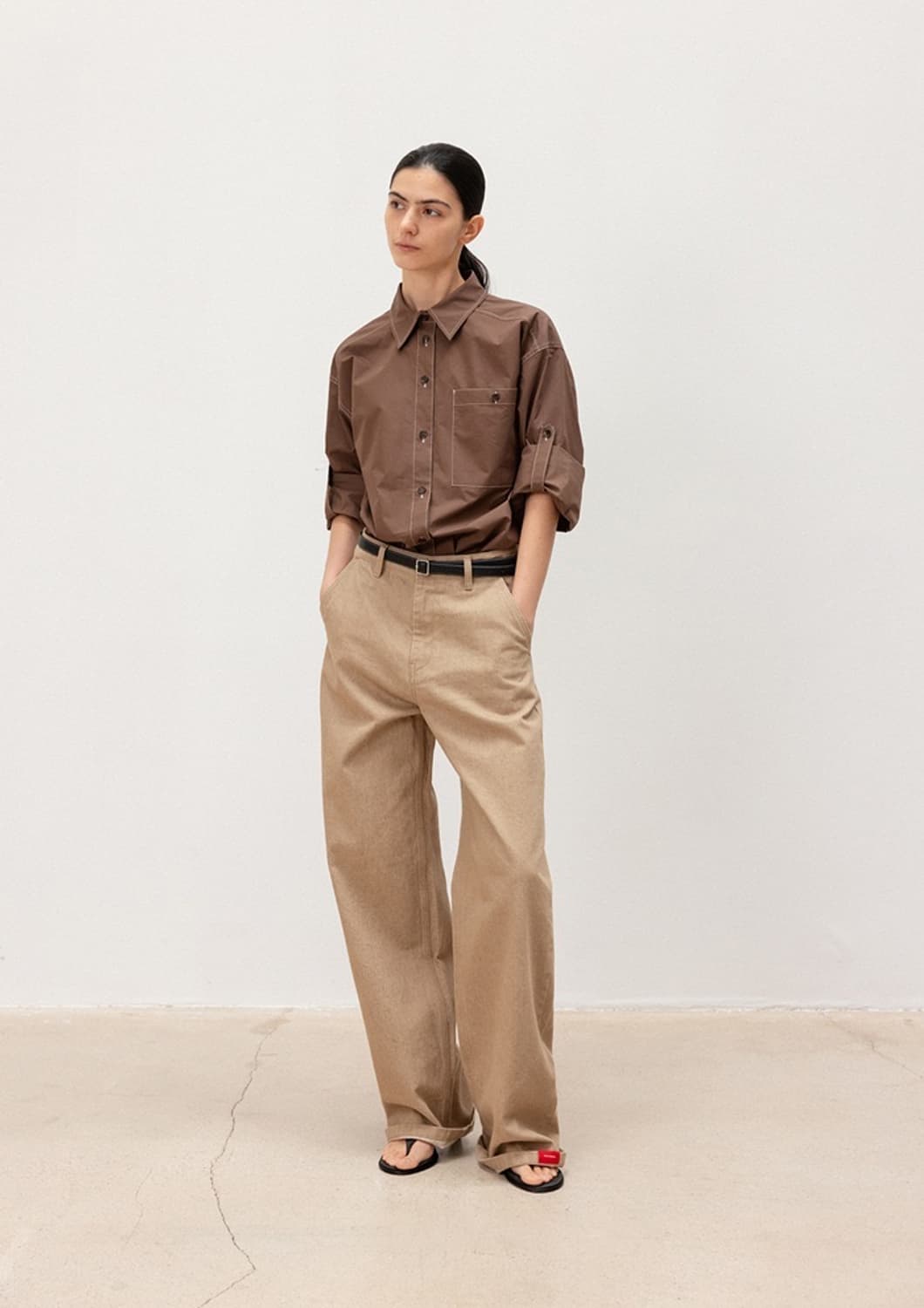 문달 하우스 롤업 셔츠 Haus Roll-up Shirt in Brown 상품이미지1