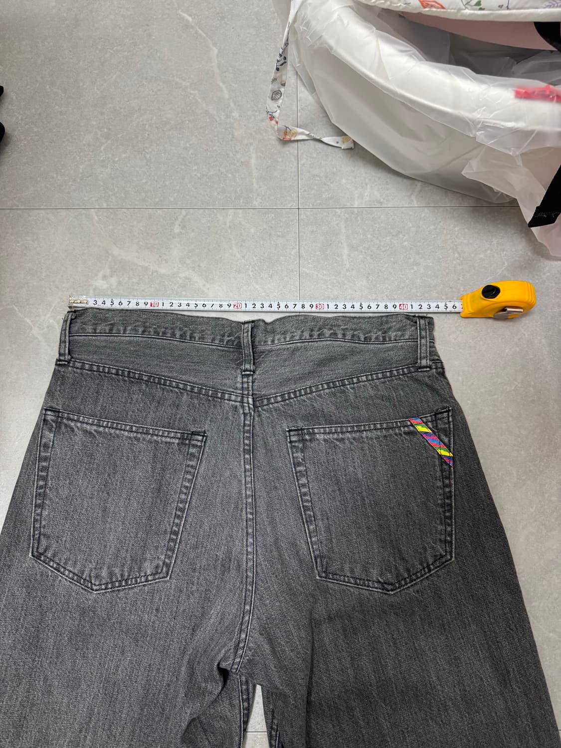 이즈네스 isness 그레이 팬츠 판매 아프레쎄 헤릴 마티앤선즈 드레익스 상품이미지7