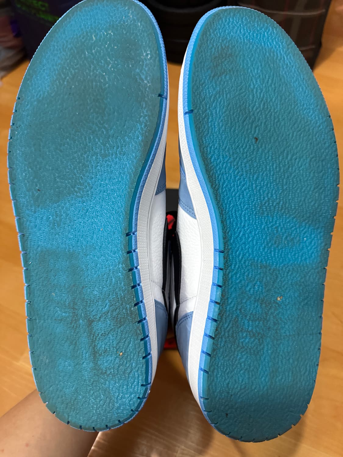 조던1 하이 유니버시티블루 300 상품이미지3