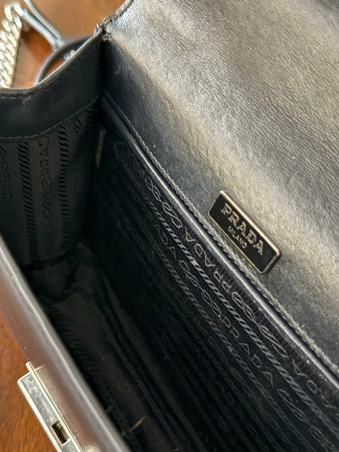 PRADA 프라다 플랩 체인 크로스백  상품이미지6