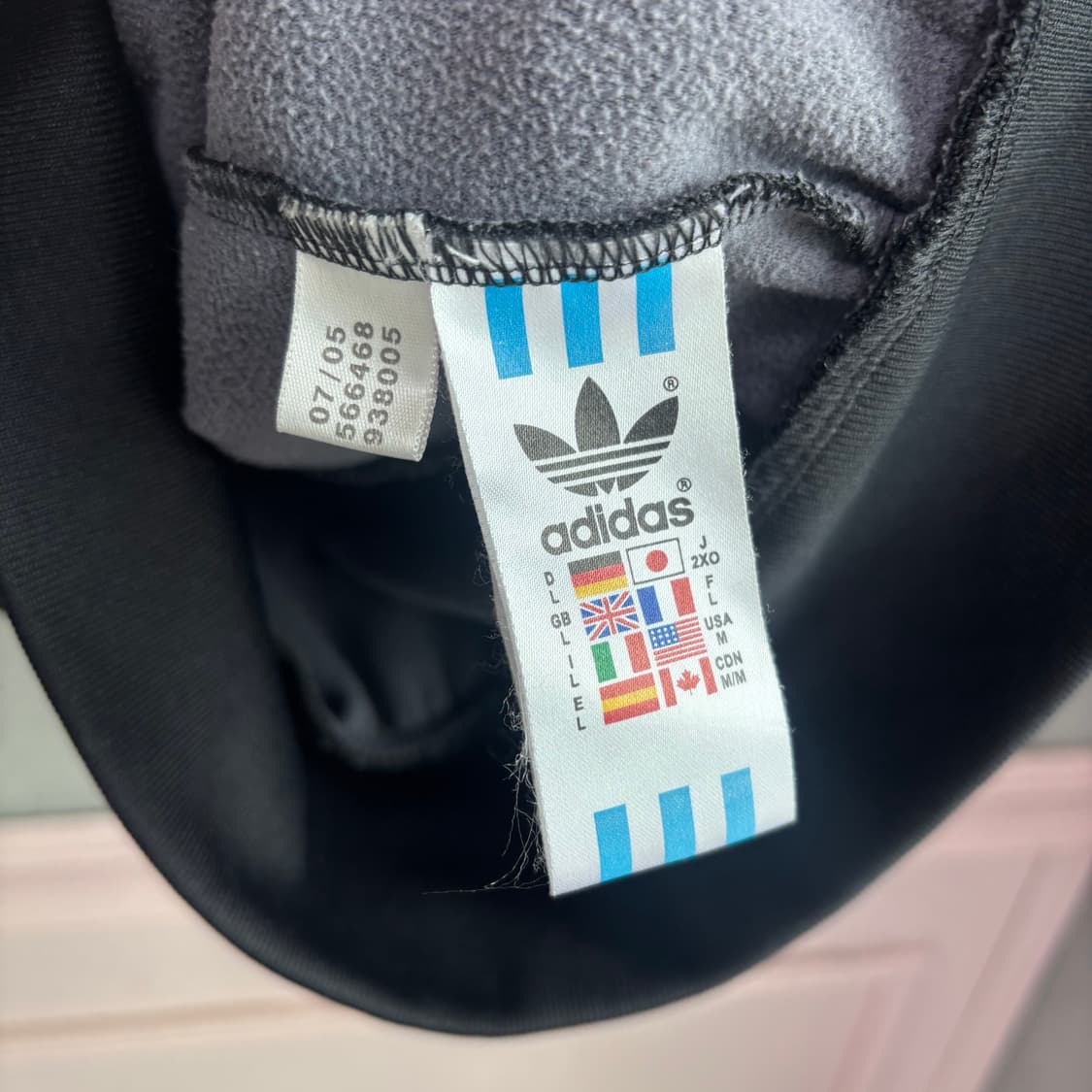 아디다스 슈퍼스타 져지 트랙탑 검빨 상품이미지3