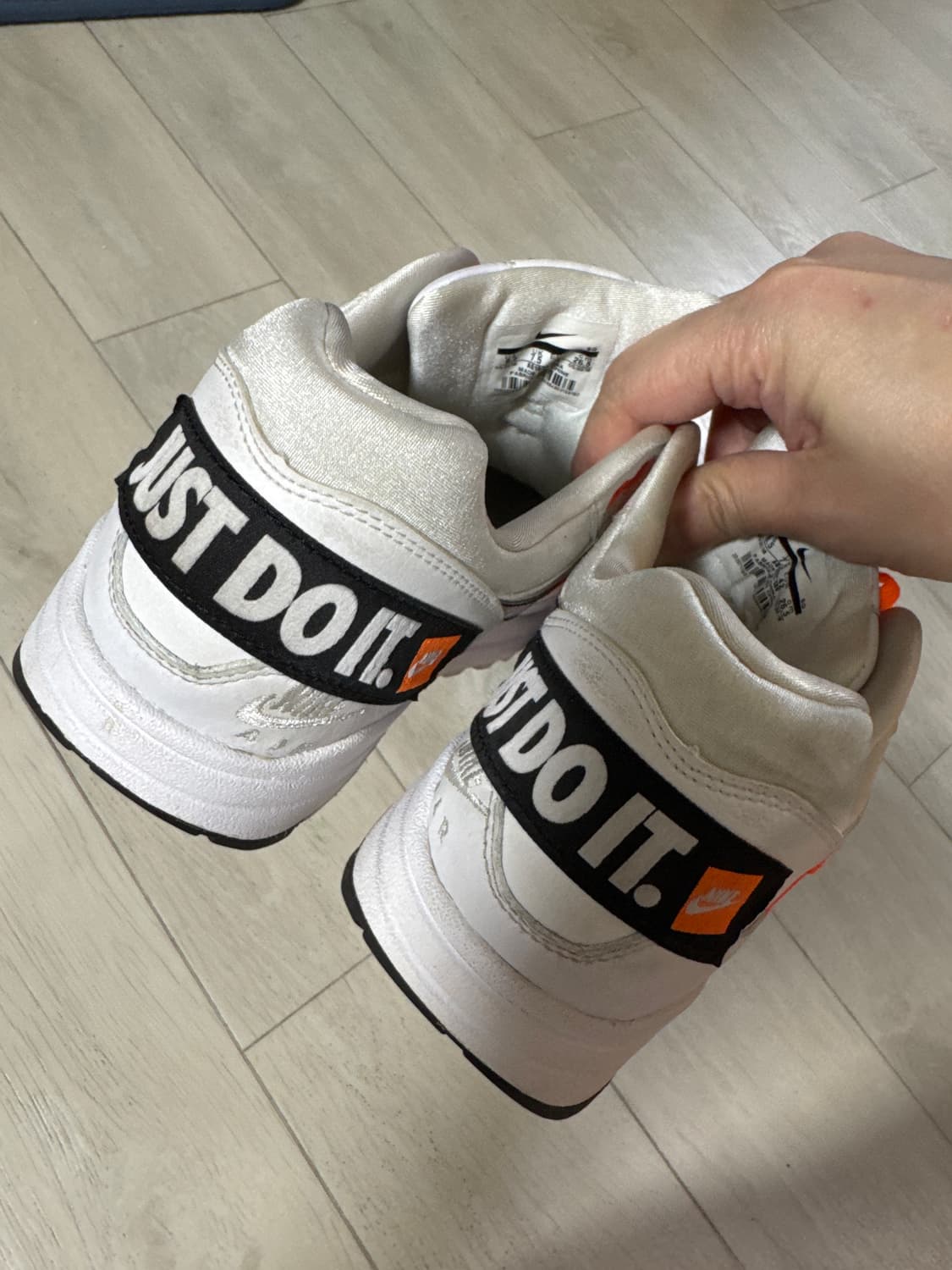 에어맥스1 저스트두잇 265판매합니다 상품이미지4