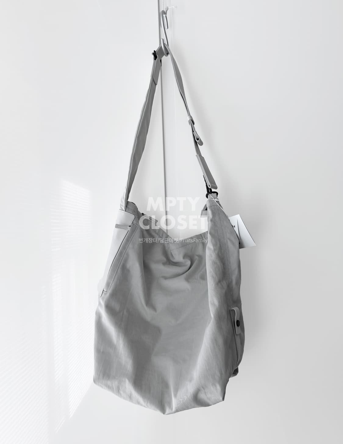 빈폴 LESS BAG2 라지 라이트 그레이 상품이미지3