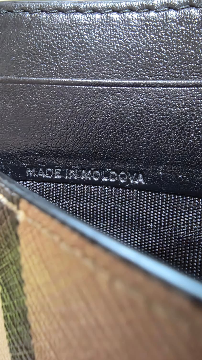 (정품) 버버리 아이콘 E-캔버스 샌돈 카드지갑/남녀공용/개인/팝니다. 상품이미지5