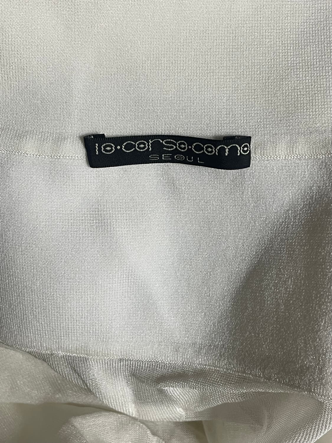 JACQUEMUS 자크뮈스 오프숄더 니트 셔츠 (002 size) 상품이미지9