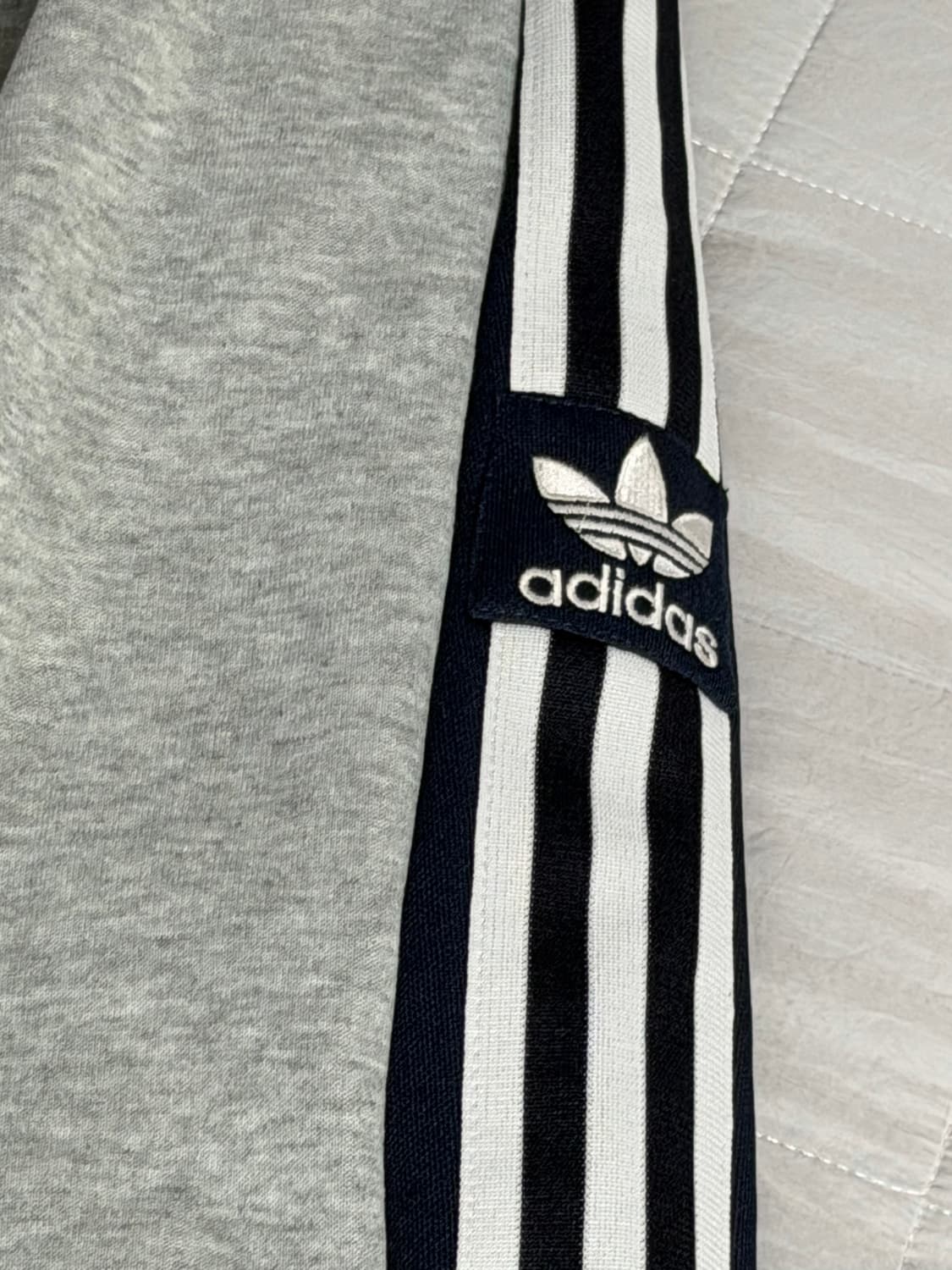 아디다스 커스텀 트레이닝 팬츠 상품이미지2