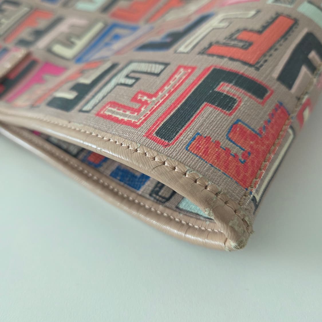 FENDI 펜디 정품 FF 멀티컬러 쇼퍼백 숄더백 멀티주카 보부상백 상품이미지7