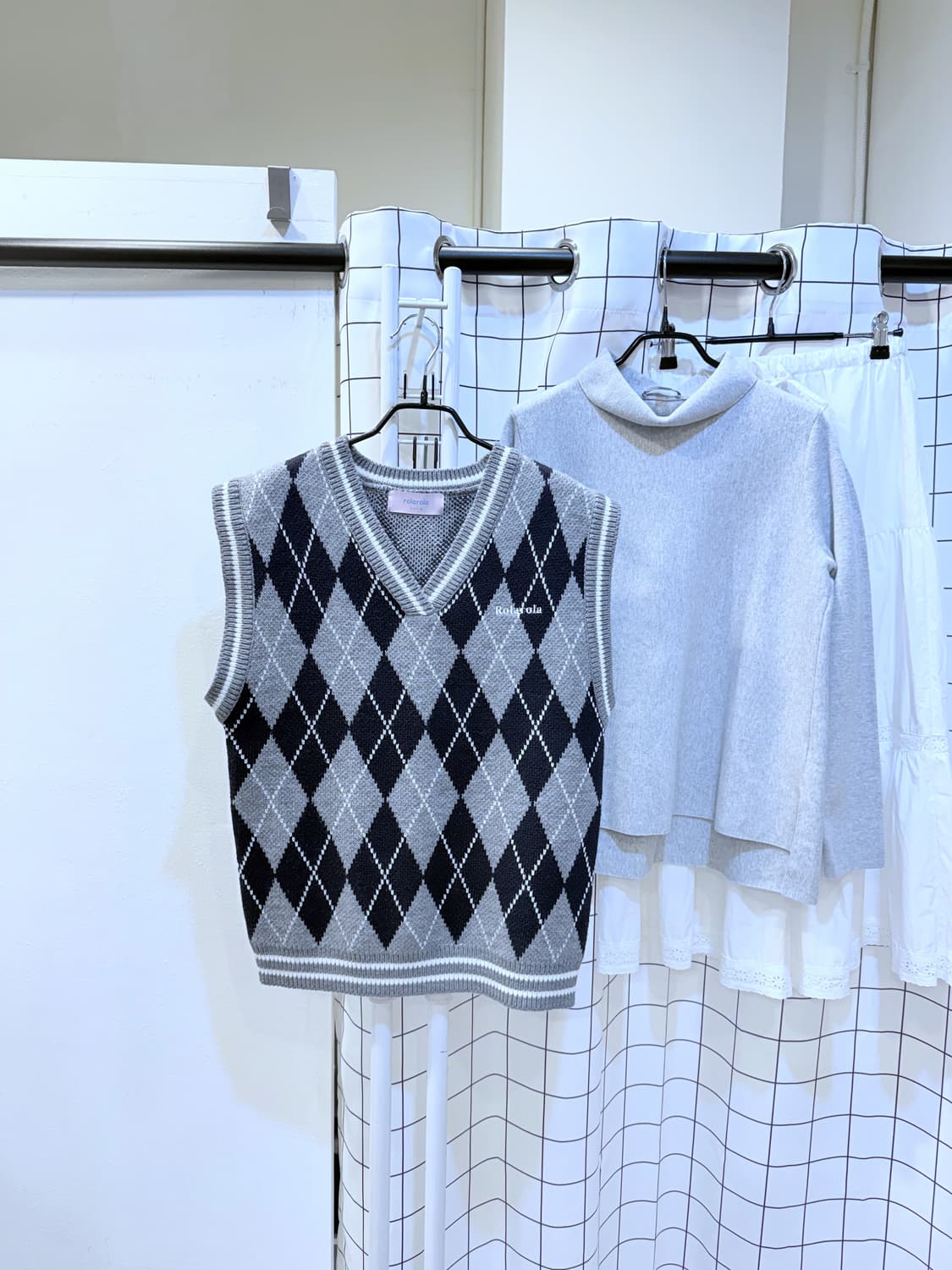 로라로라 아가일 니트베스트 상품이미지1