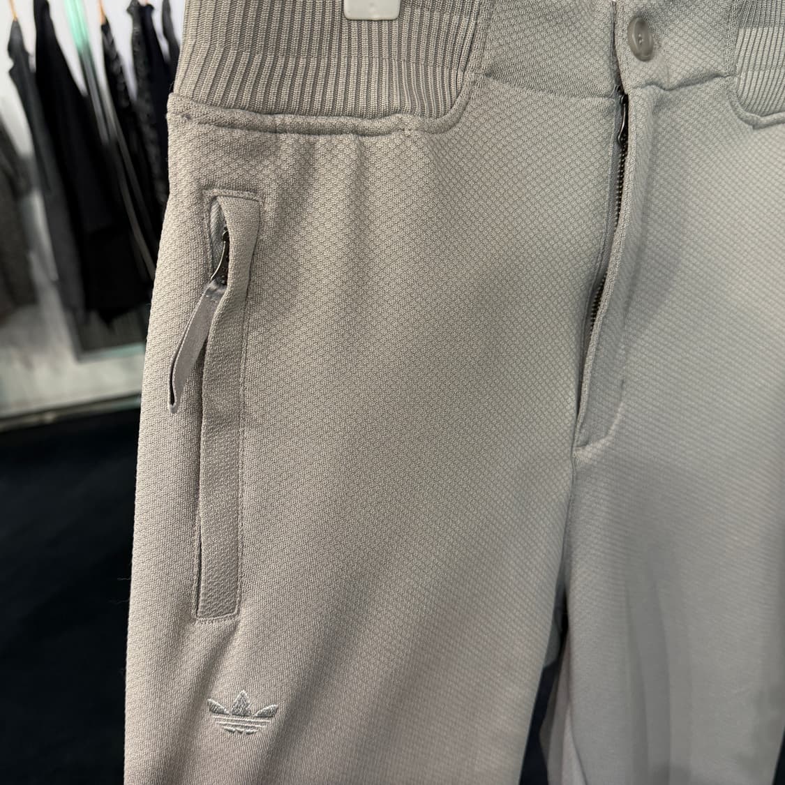 [S] 아디다스 스페지알 트랙팬츠 상품이미지4