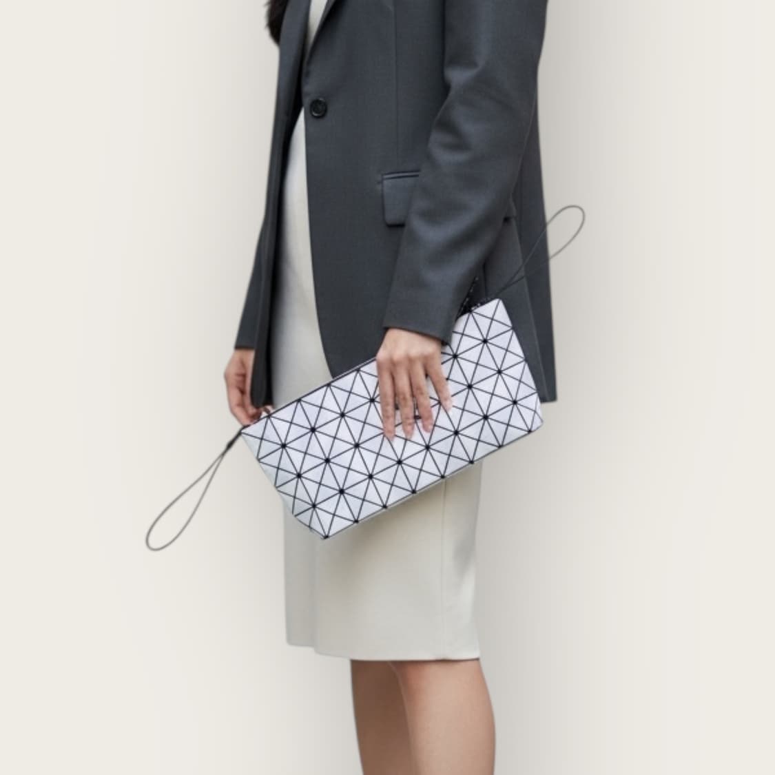 이세이미야케 바오바오 8x4 클러치 백 상품이미지1