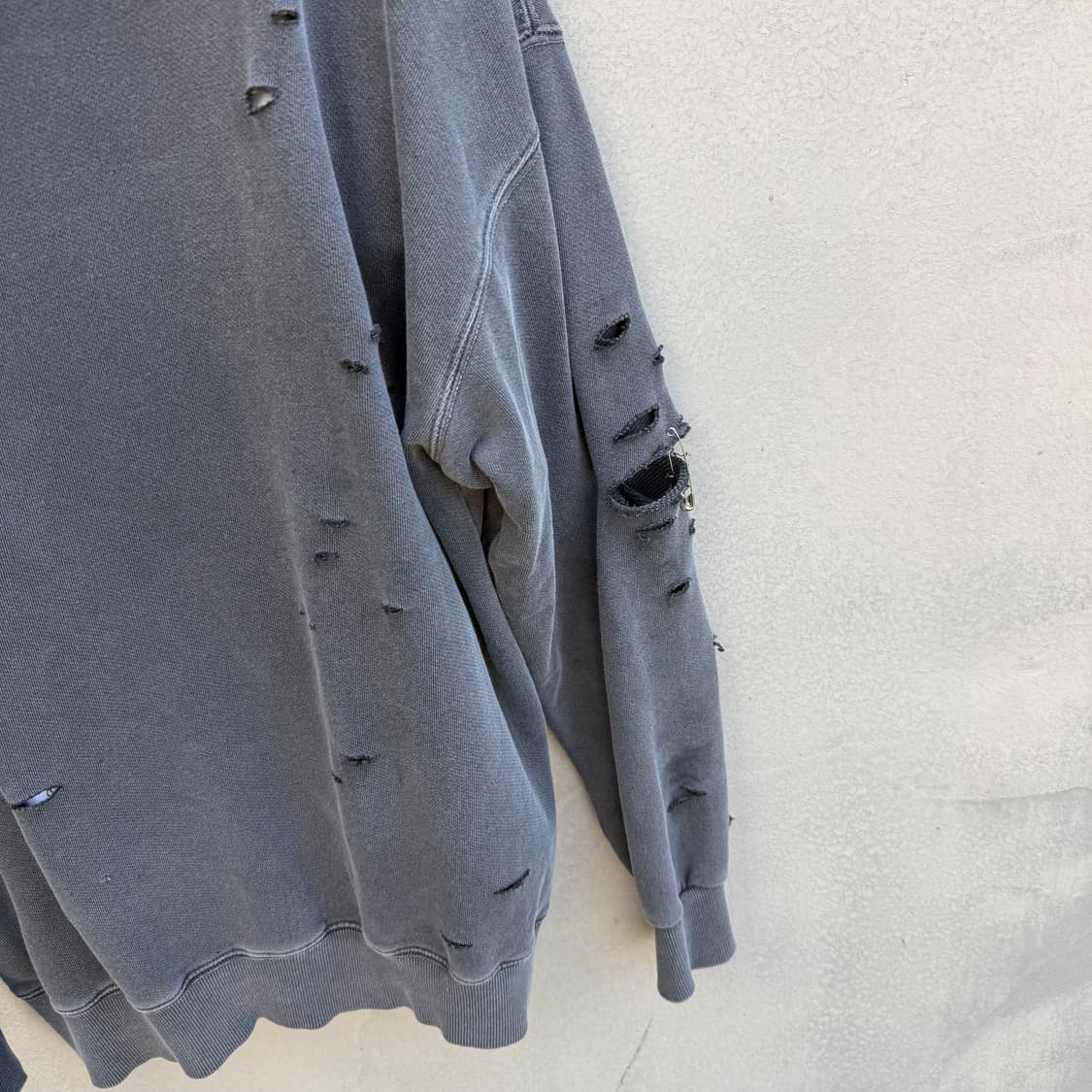 Distressed hoodie 상품이미지7