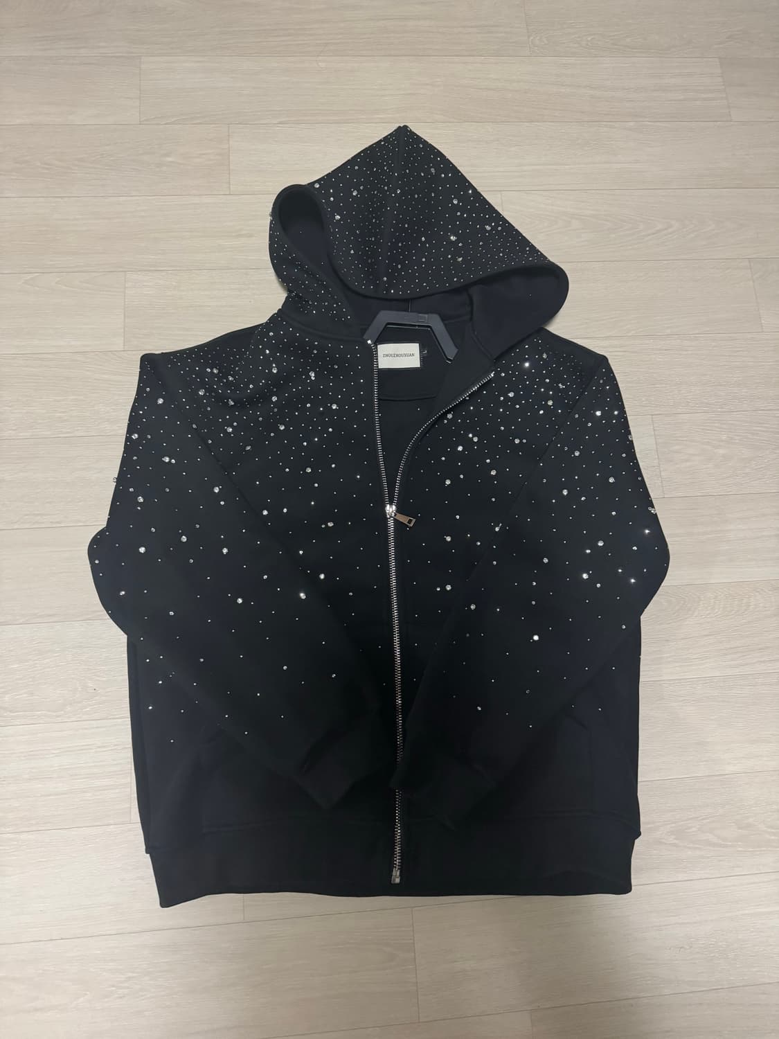 VYBES 라인스톤 갤럭시 후드집업 L 상품이미지2