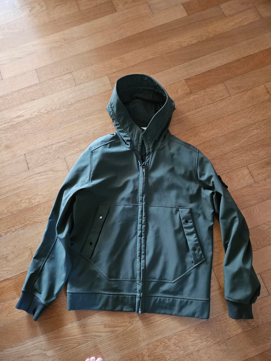 스톤아일랜드 소프트쉘 상품이미지1