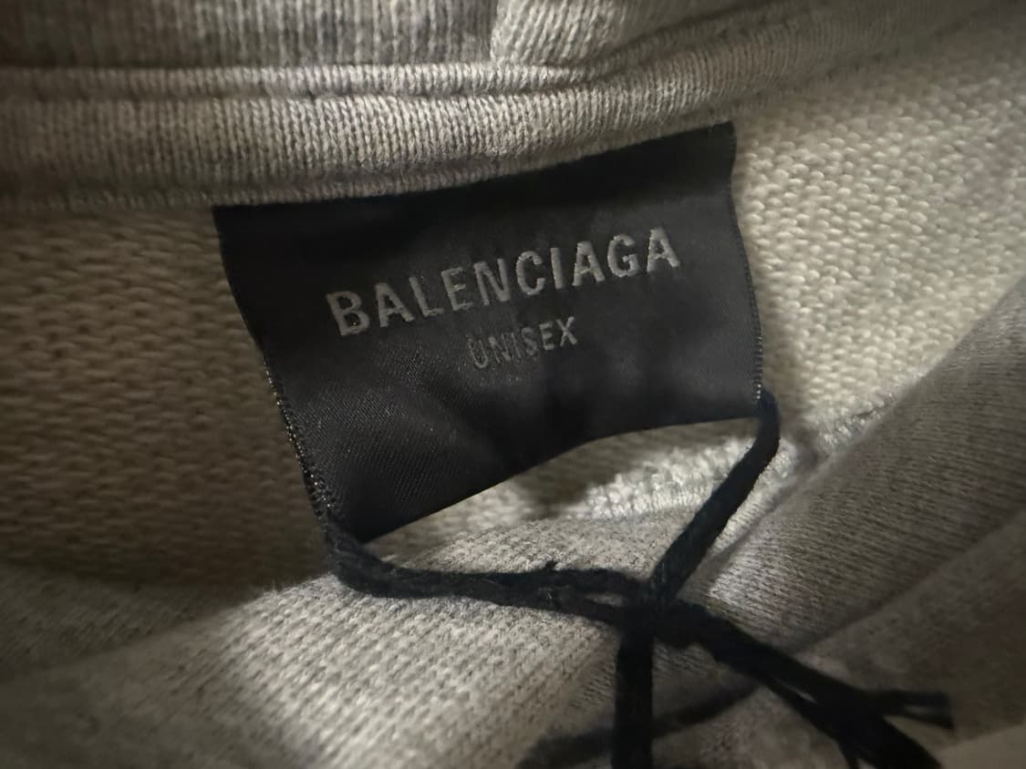 발렌시아가 BEKIND 후드  상품이미지3