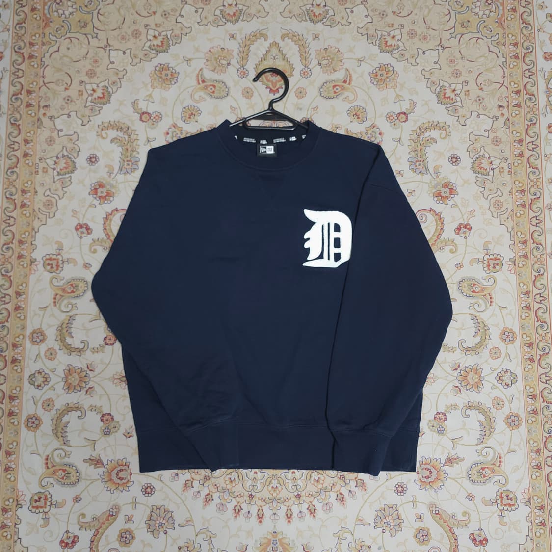 뉴에라 디트로이트 타이거즈 기모 맨투맨
L 상품이미지1