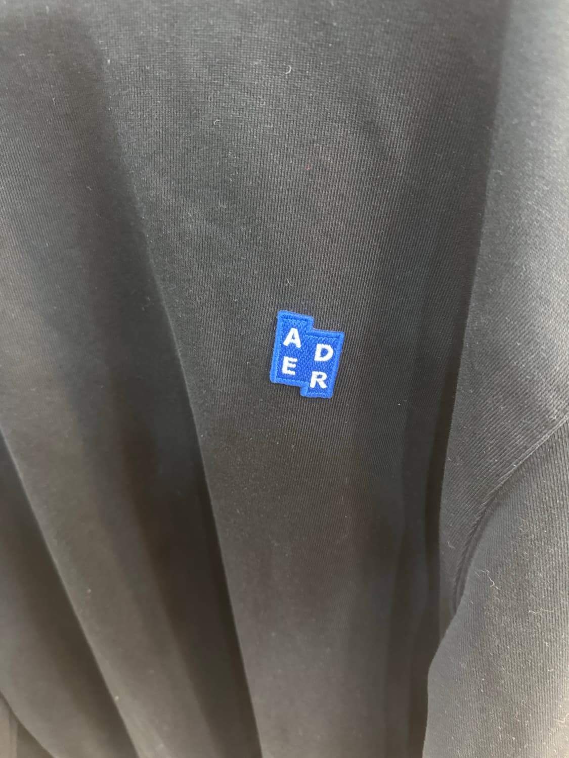 105/25ss 정품 아더에러 시그니피컨트 맨투맨 팝니다 상품이미지2