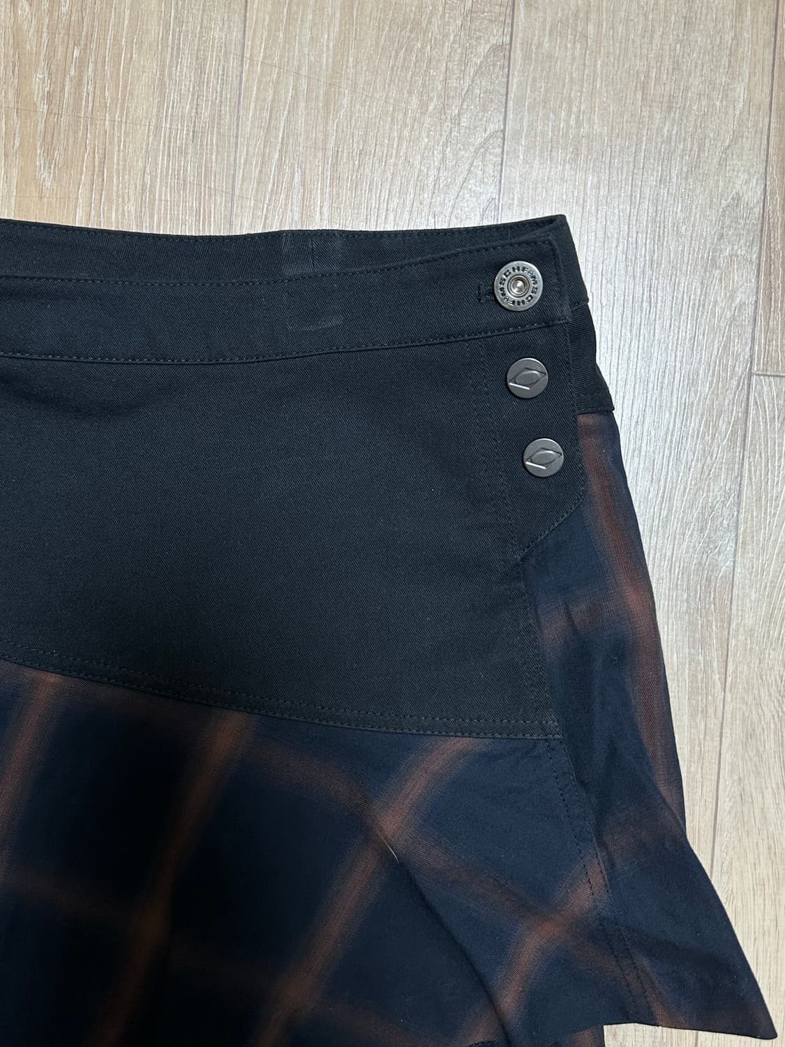 미스치프 어시메트릭 투톤 미니 스커트 블랙 멀티 S 상품이미지4