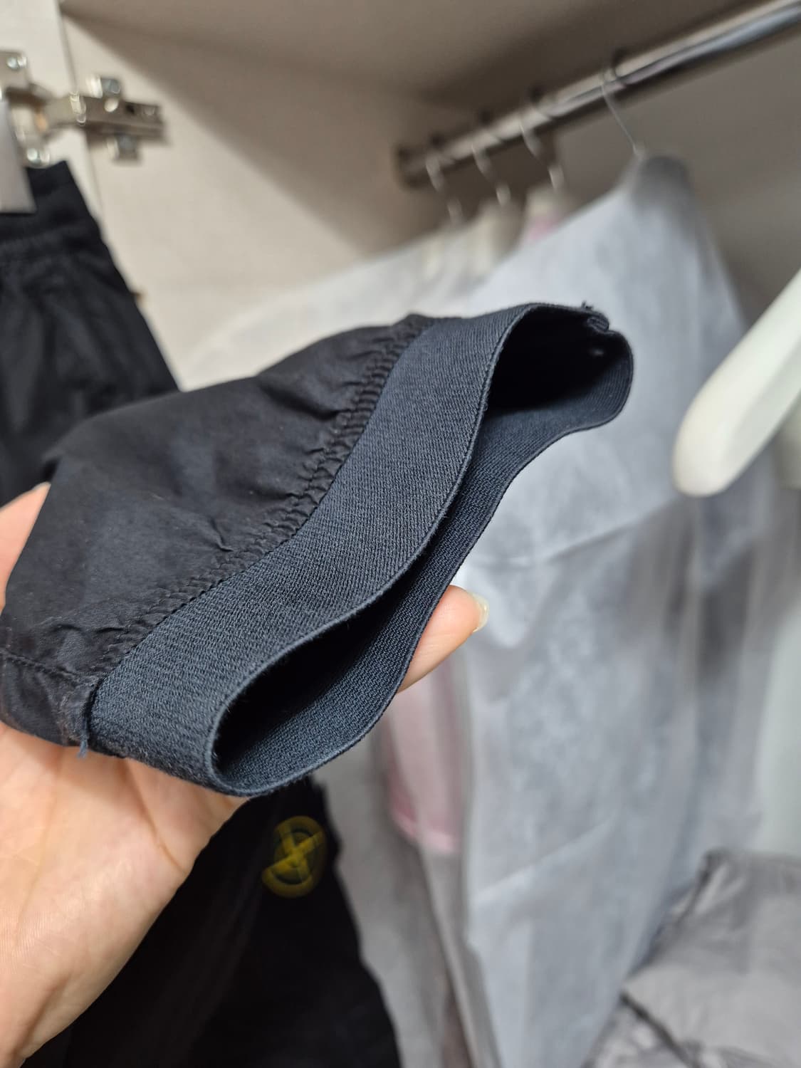 새상품급 스톤아일랜드 카고조거팬츠30 블랙 상품이미지4