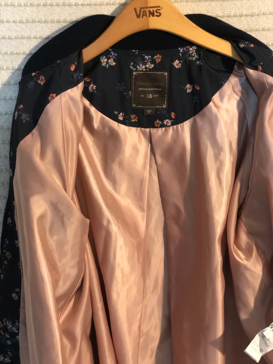 써스데이 아일랜드  네이비 플라워 패턴 블루종 S 상품이미지7